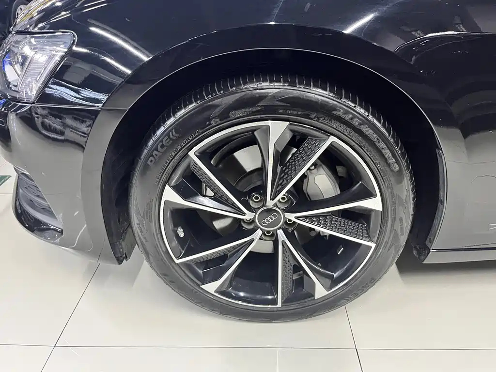 AUDI A6L 2021
