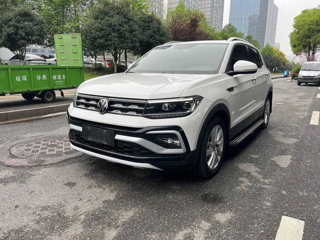 VOLKSWAGEN T-CROSS 2021