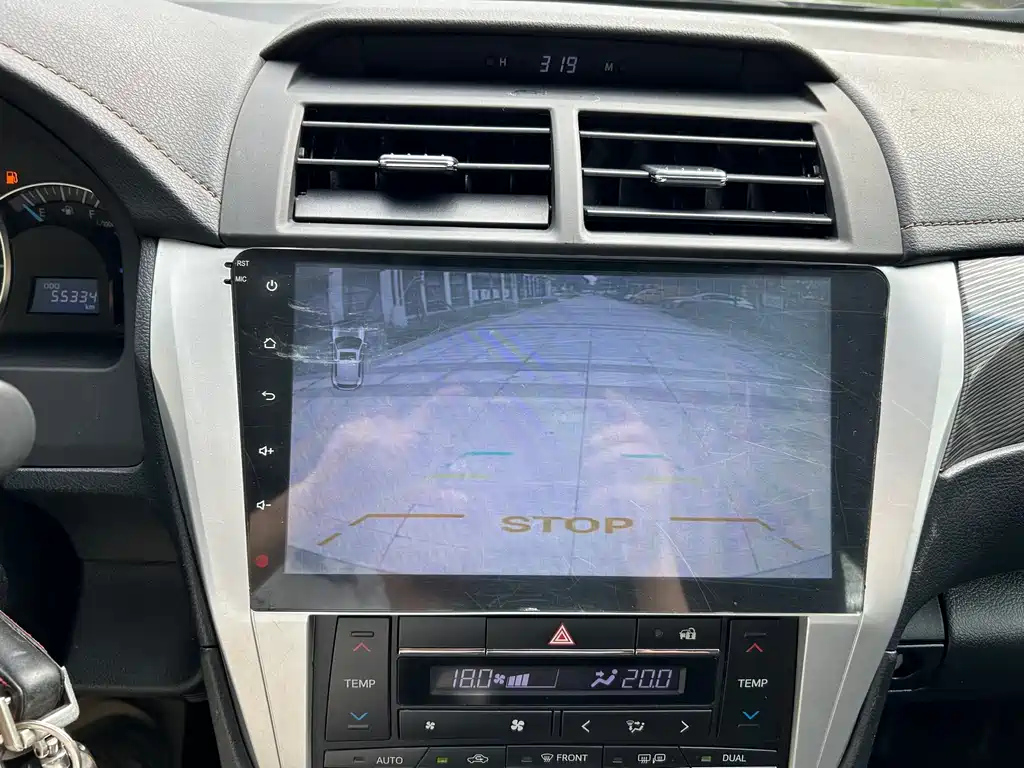 TOYOTA CAMRY 2017