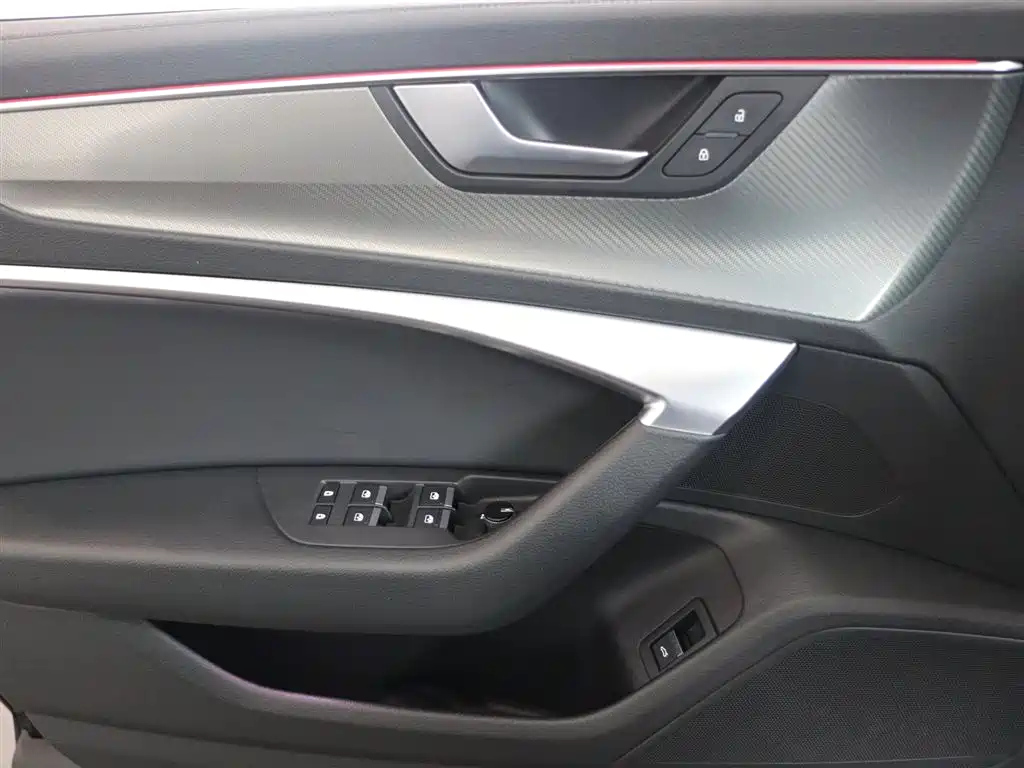 AUDI A6L 2021