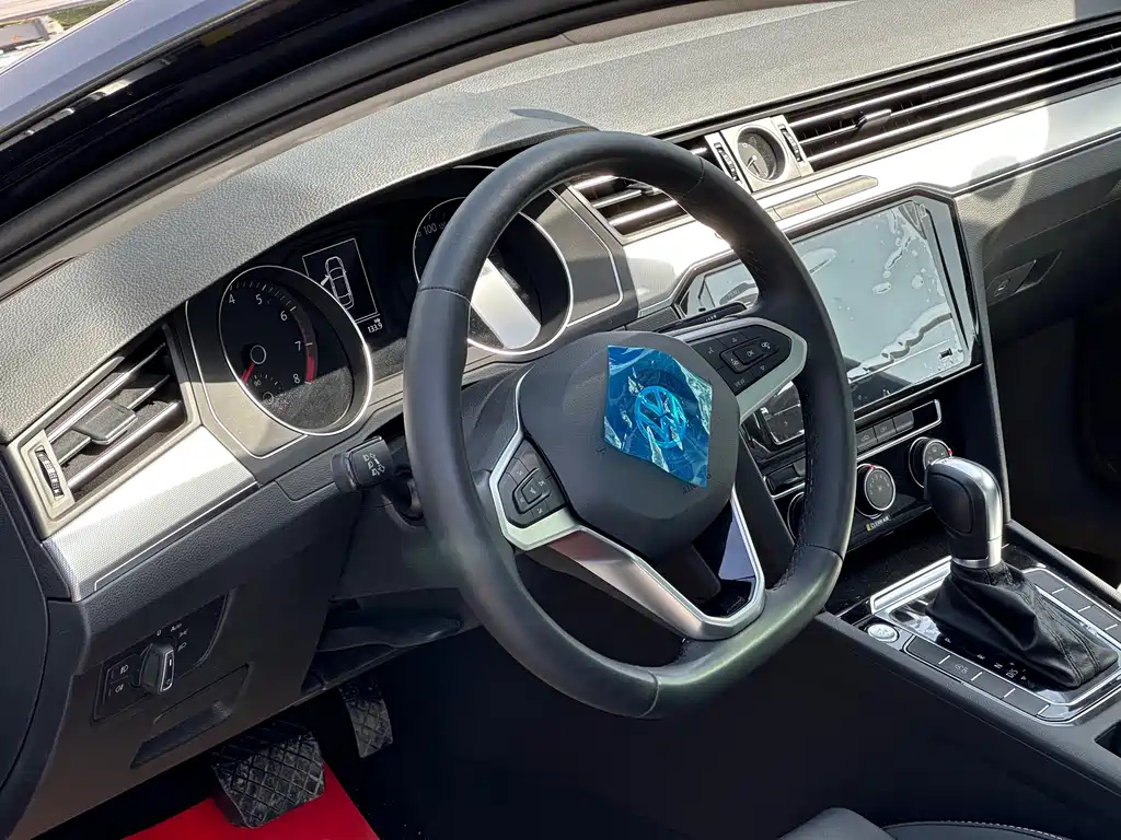 VOLKSWAGEN MAGOTAN 2024