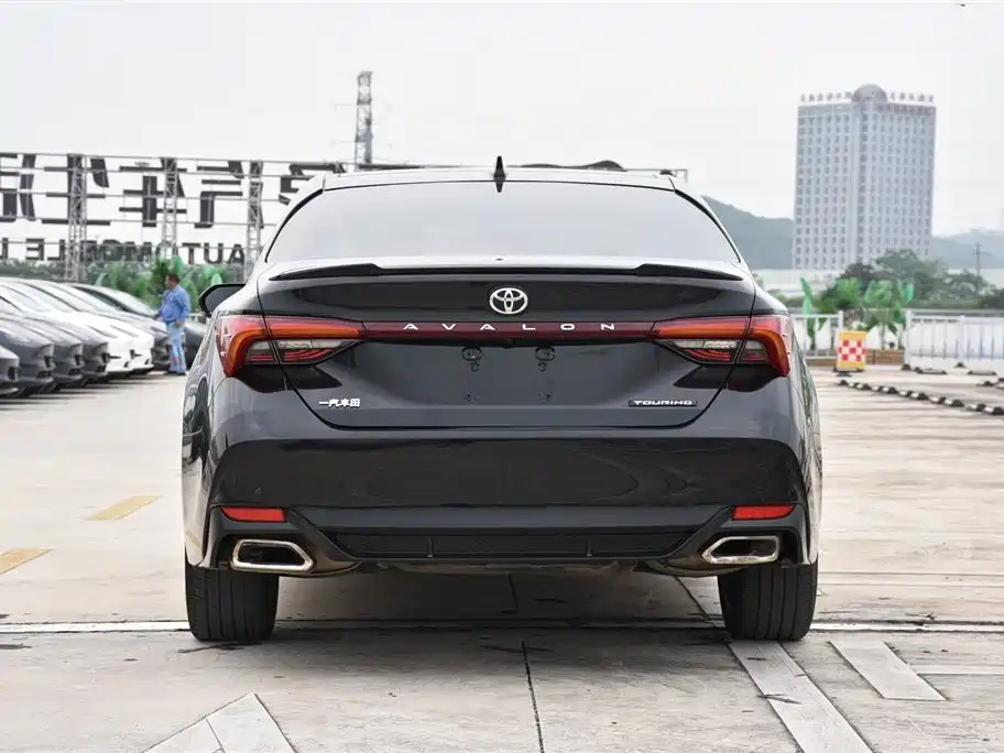 TOYOTA AVALON 2020