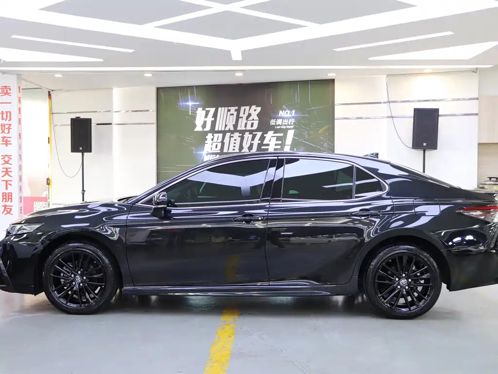 TOYOTA CAMRY 2022