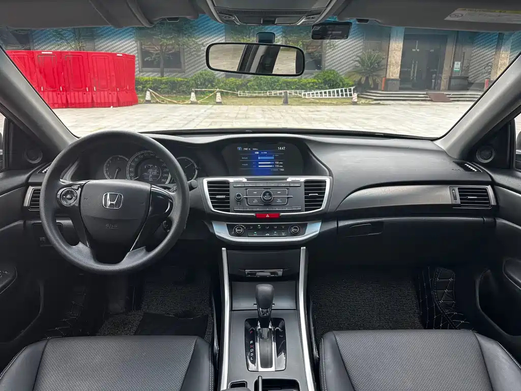 HONDA ACCORD 2015
