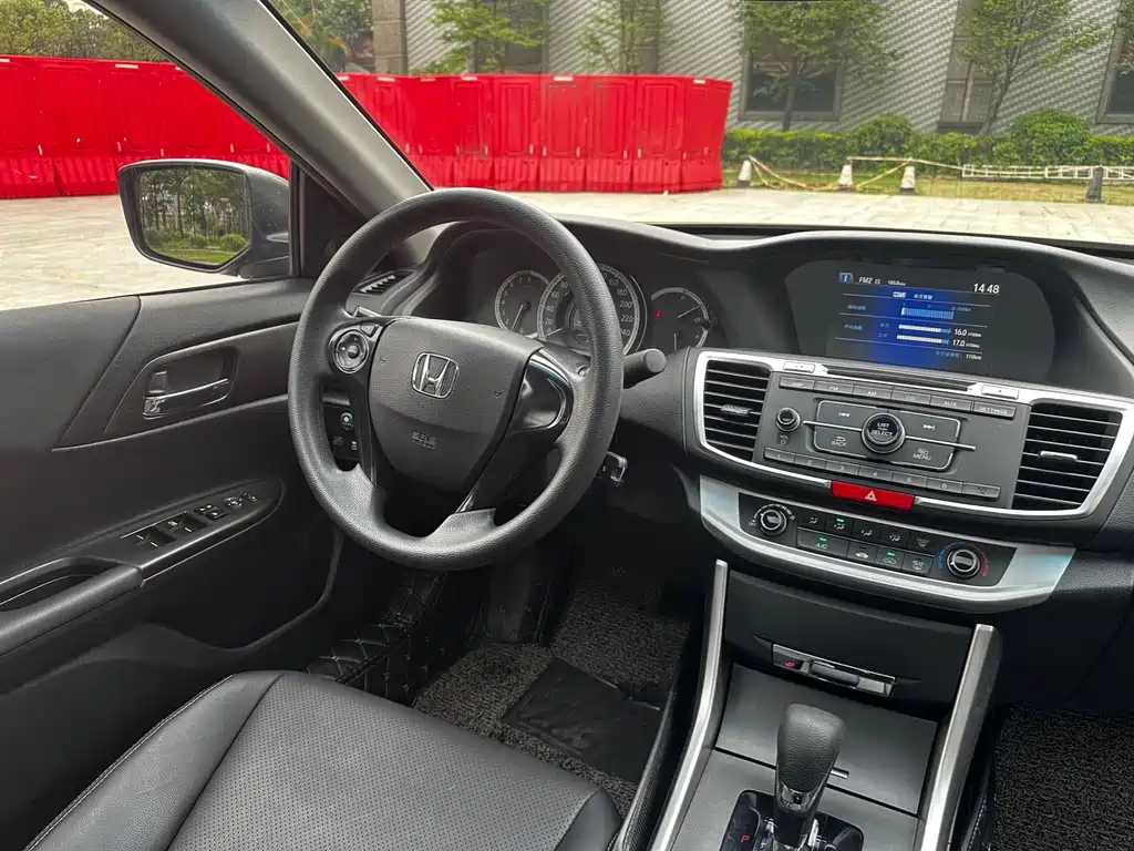 HONDA ACCORD 2015