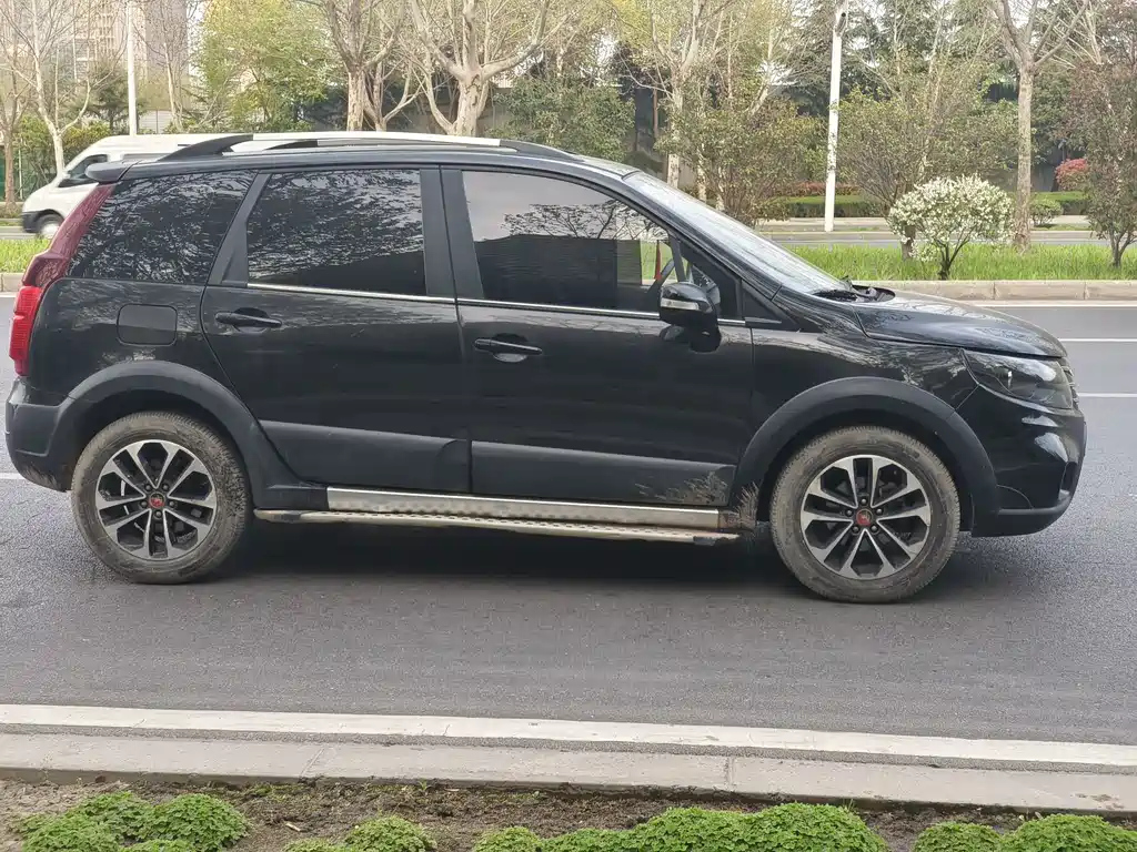 DONGFENG JOYEAR X5 2015