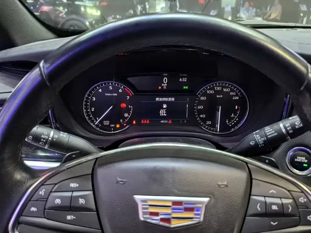 CADILLAC XT5 2022