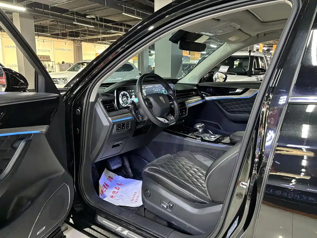 HONGQI HS5 2021
