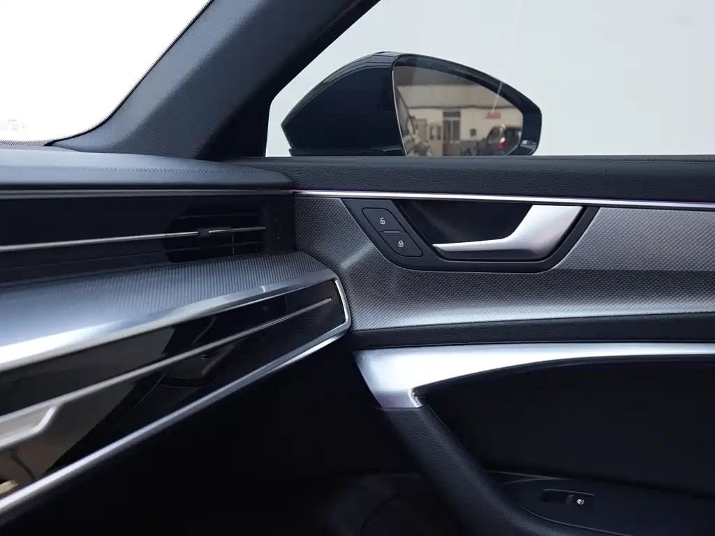 AUDI A6L 2022