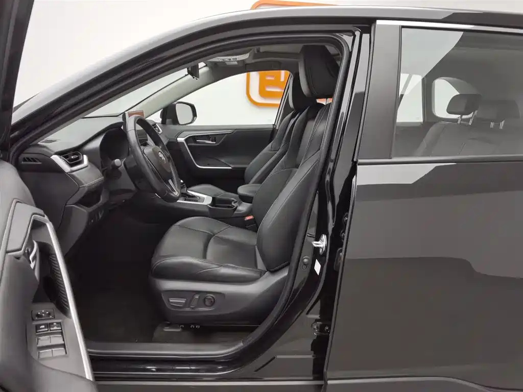 TOYOTA WILDLANDER 2022
