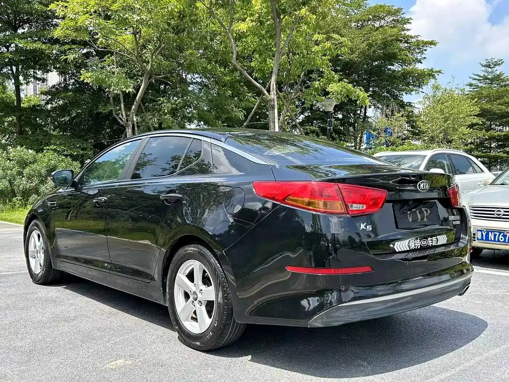 KIA K5 2017
