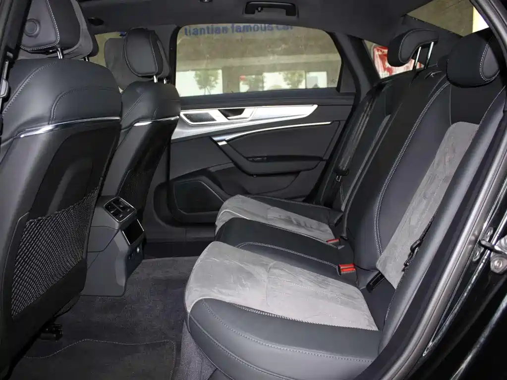 AUDI A6L 2024