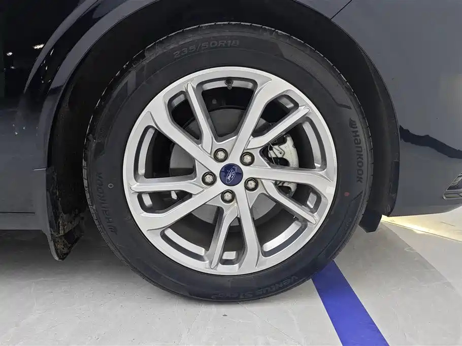 FORD MONDEO 2023