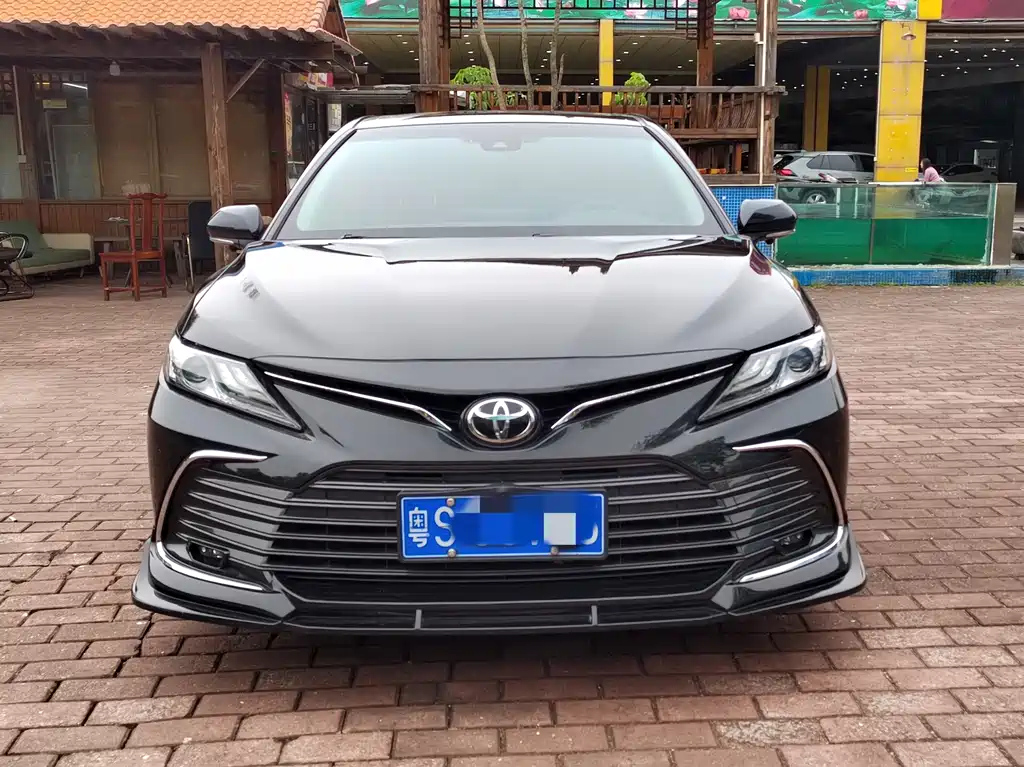 TOYOTA CAMRY 2021