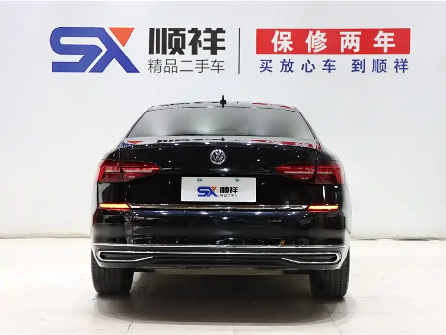 VOLKSWAGEN PASSAT 2019