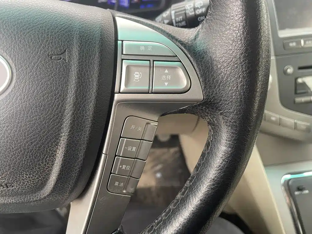 BYD S6 2011