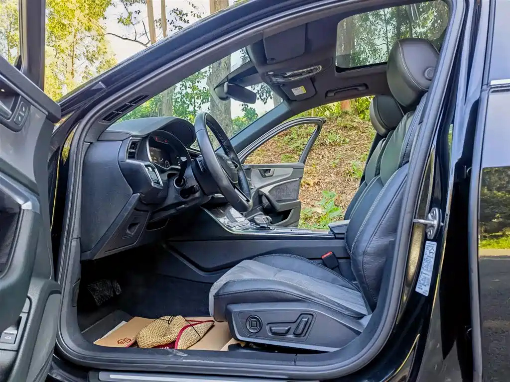 AUDI A6L 2020