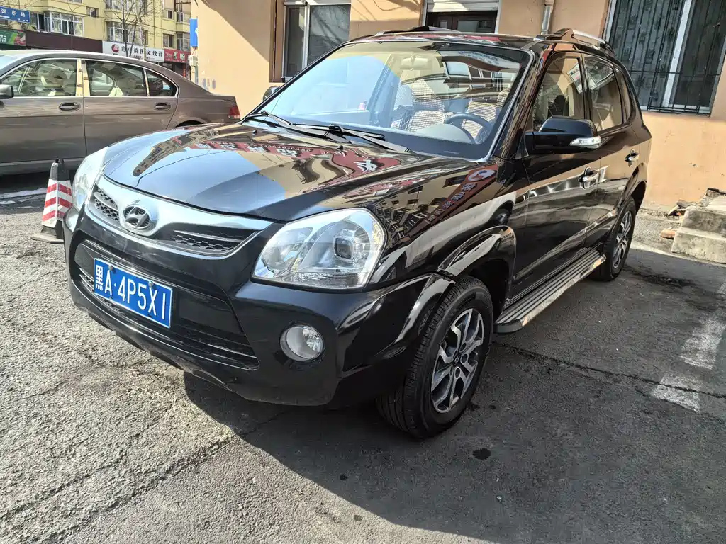 HYUNDAI TUCSON 2013