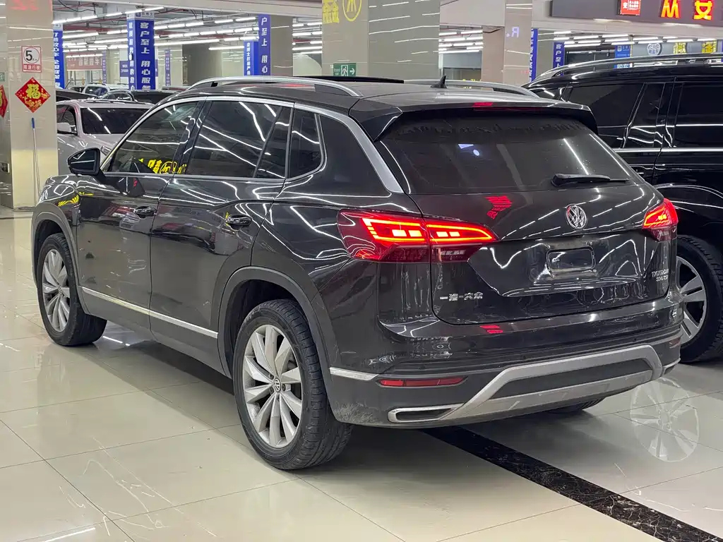 VOLKSWAGEN TAYRON 2020