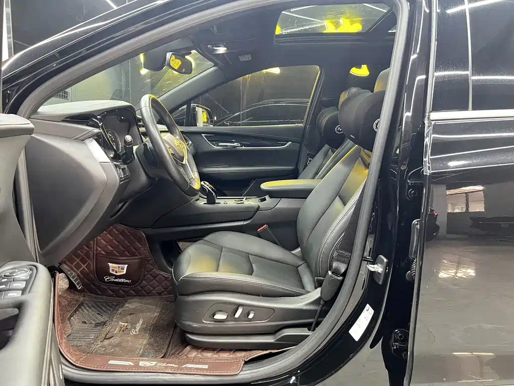 CADILLAC XT5 2022