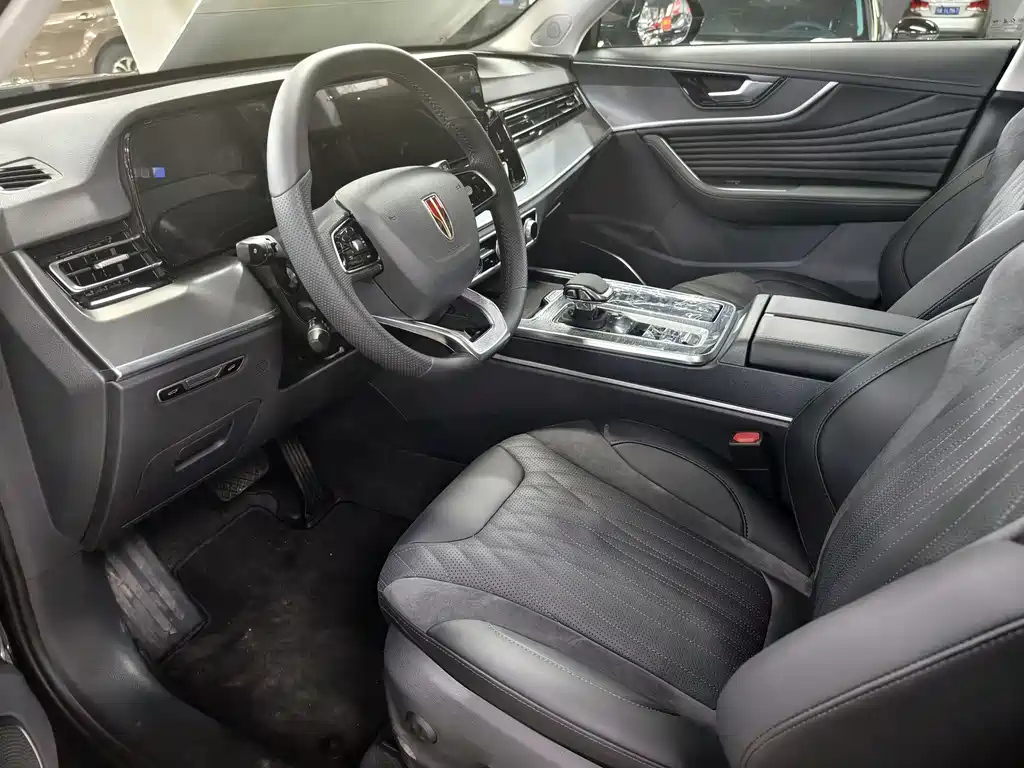 HONGQI HS5 2023