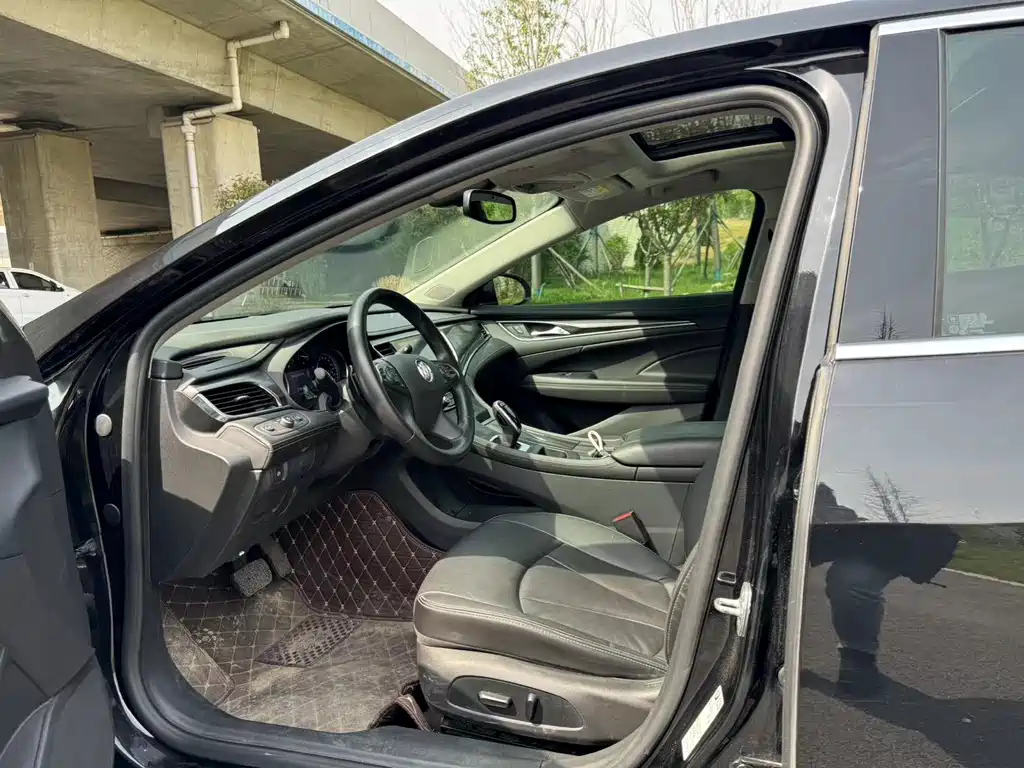 BUICK LACROSSE 2022