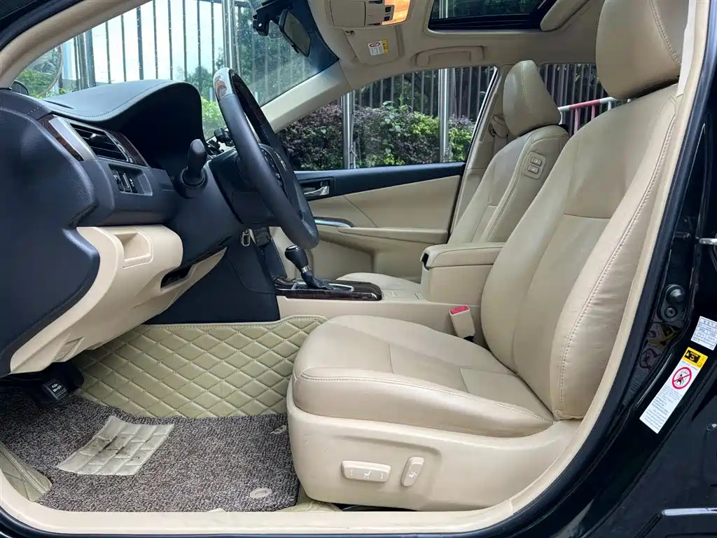 TOYOTA CAMRY 2017