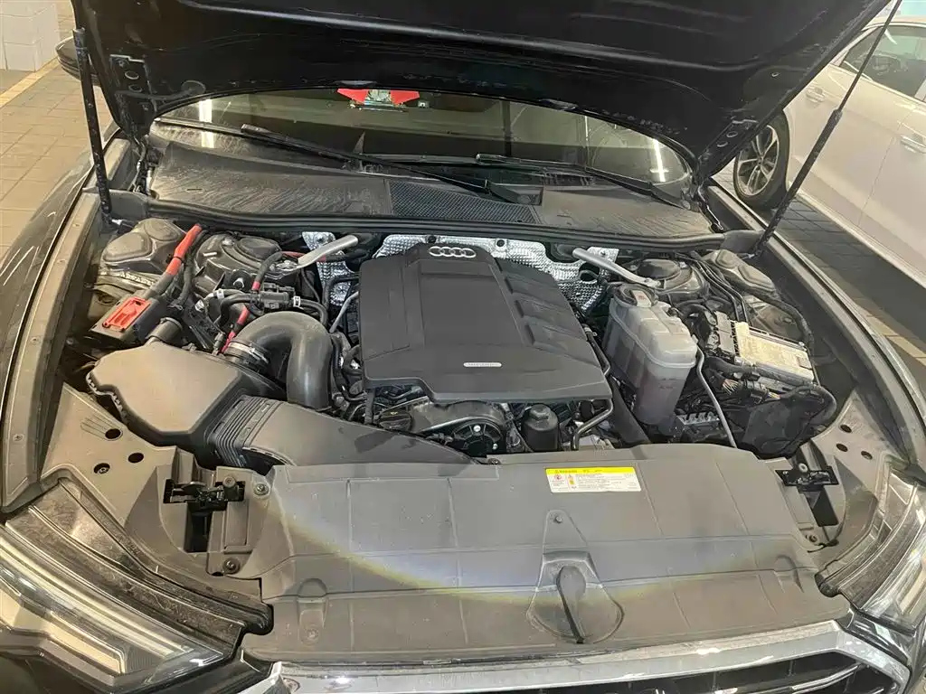 AUDI A6L 2020