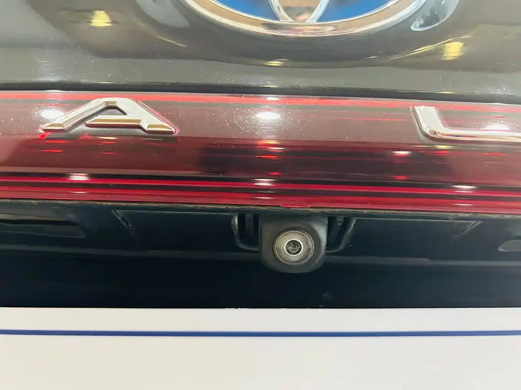 TOYOTA AVALON 2019
