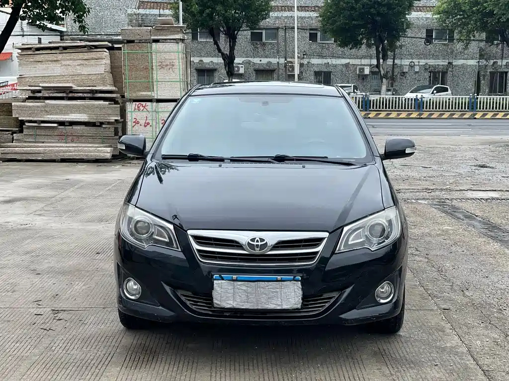 TOYOTA COROLLA 2013
