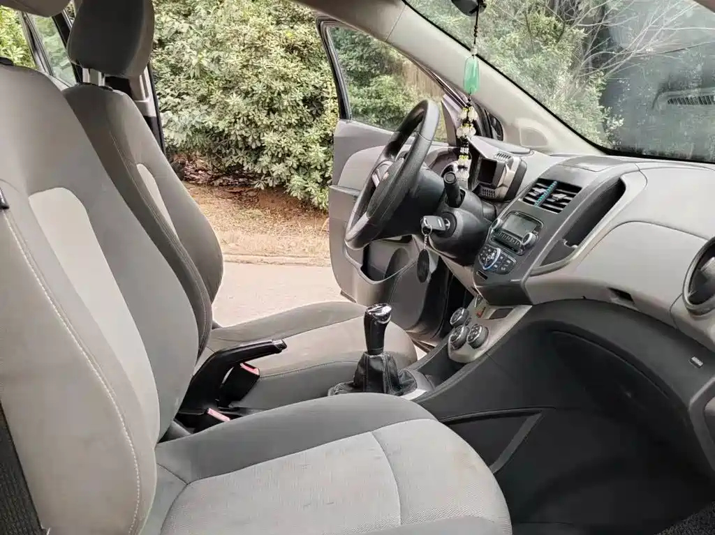 CHEVROLET OTHER 2011