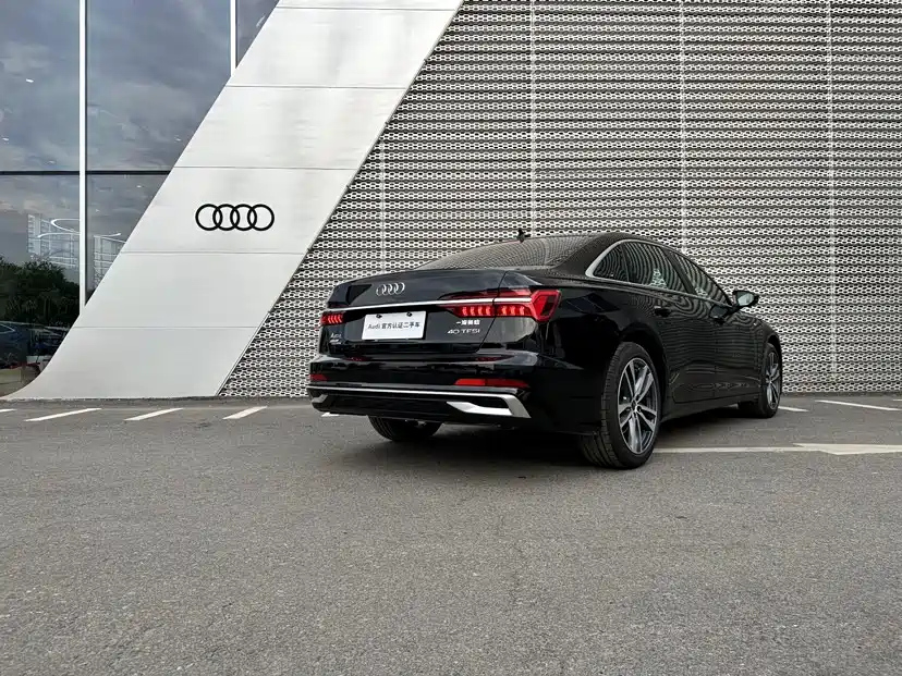AUDI A6L 2024