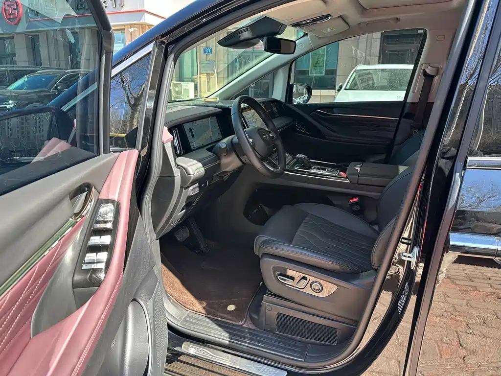 TRUMPCHI M8 2023