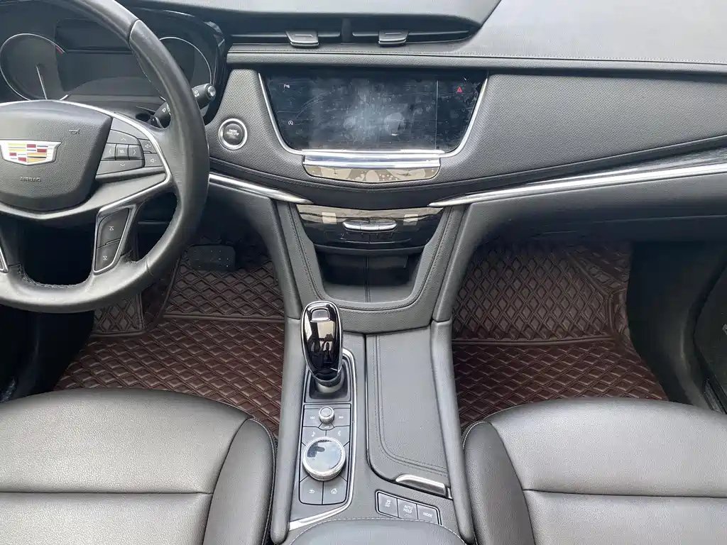 CADILLAC XT5 2022