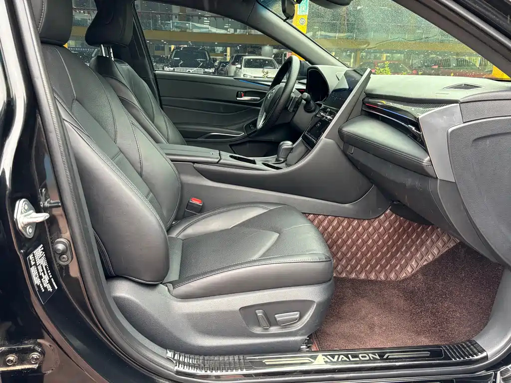 TOYOTA AVALON 2023