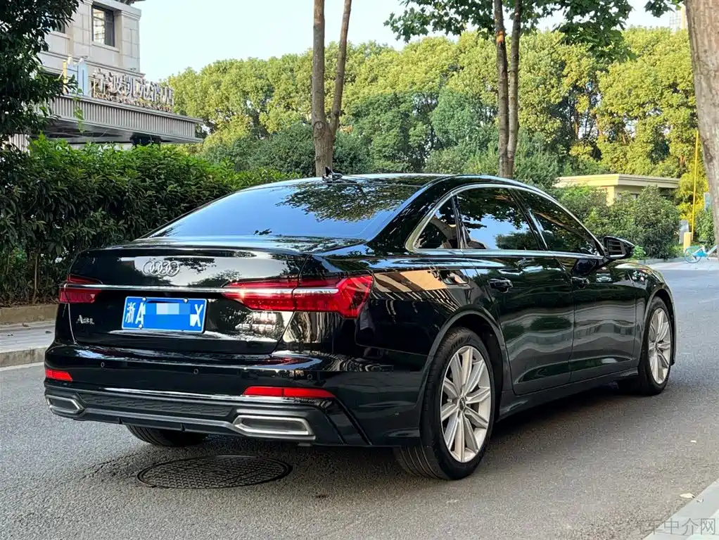 AUDI A6L 2020