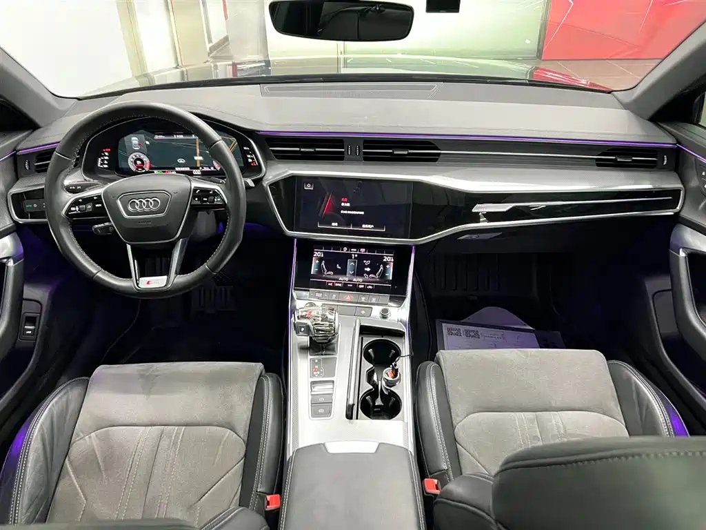 AUDI A6L 2021