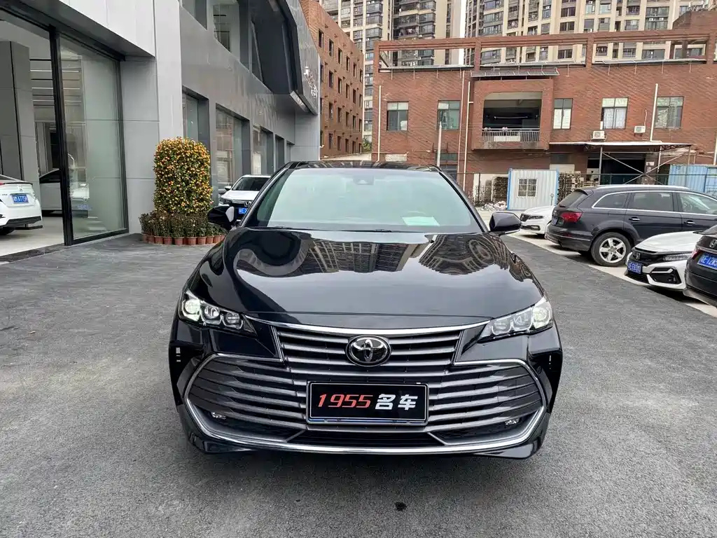 TOYOTA AVALON 2022