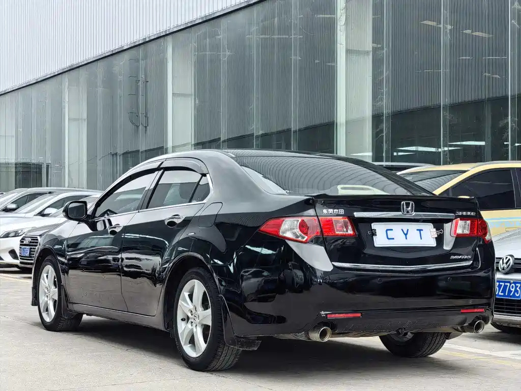 HONDA SI PLATINUM 2012