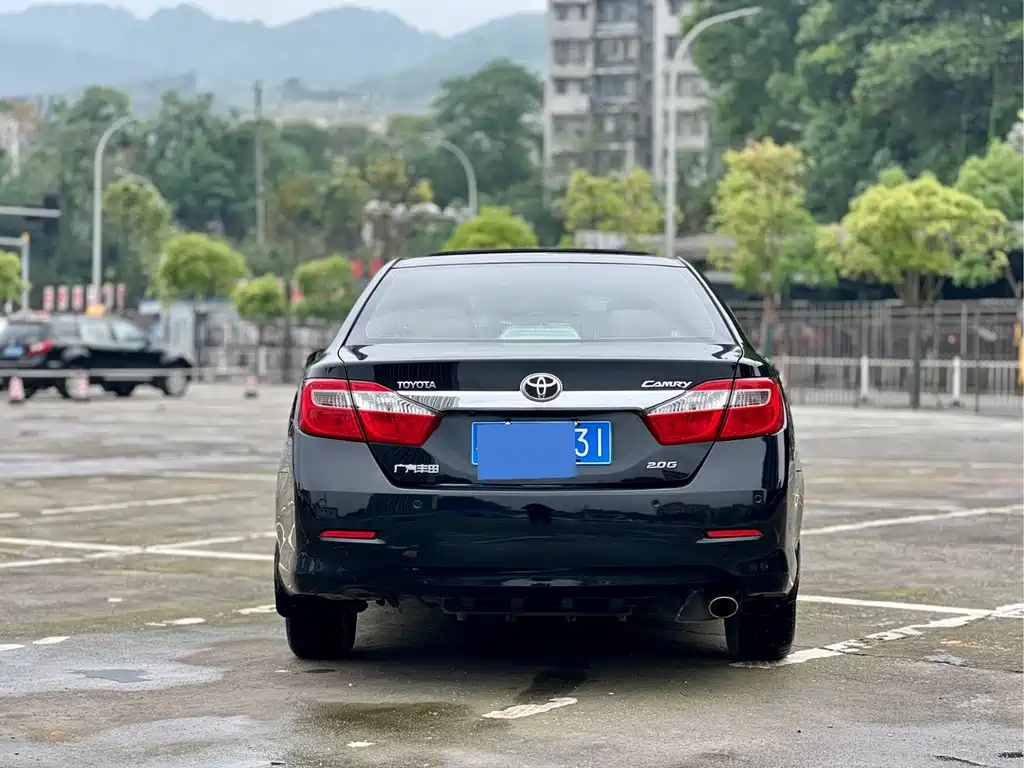 TOYOTA CAMRY 2012