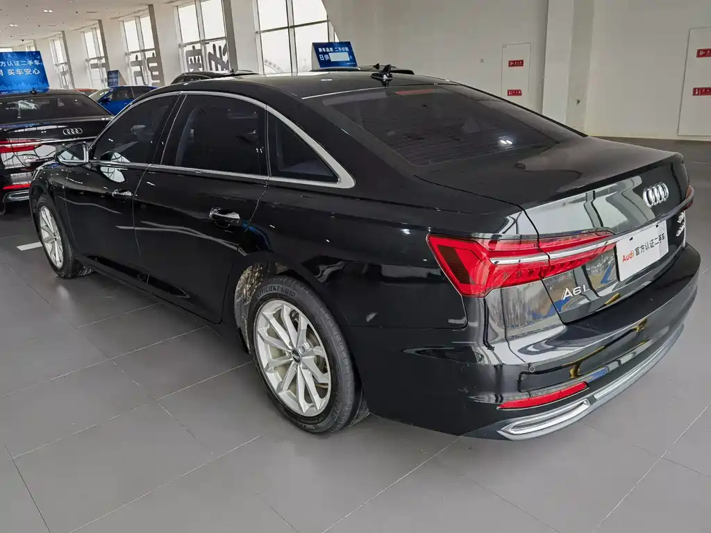 AUDI A6L 2019