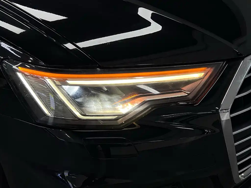 AUDI A6L 2020