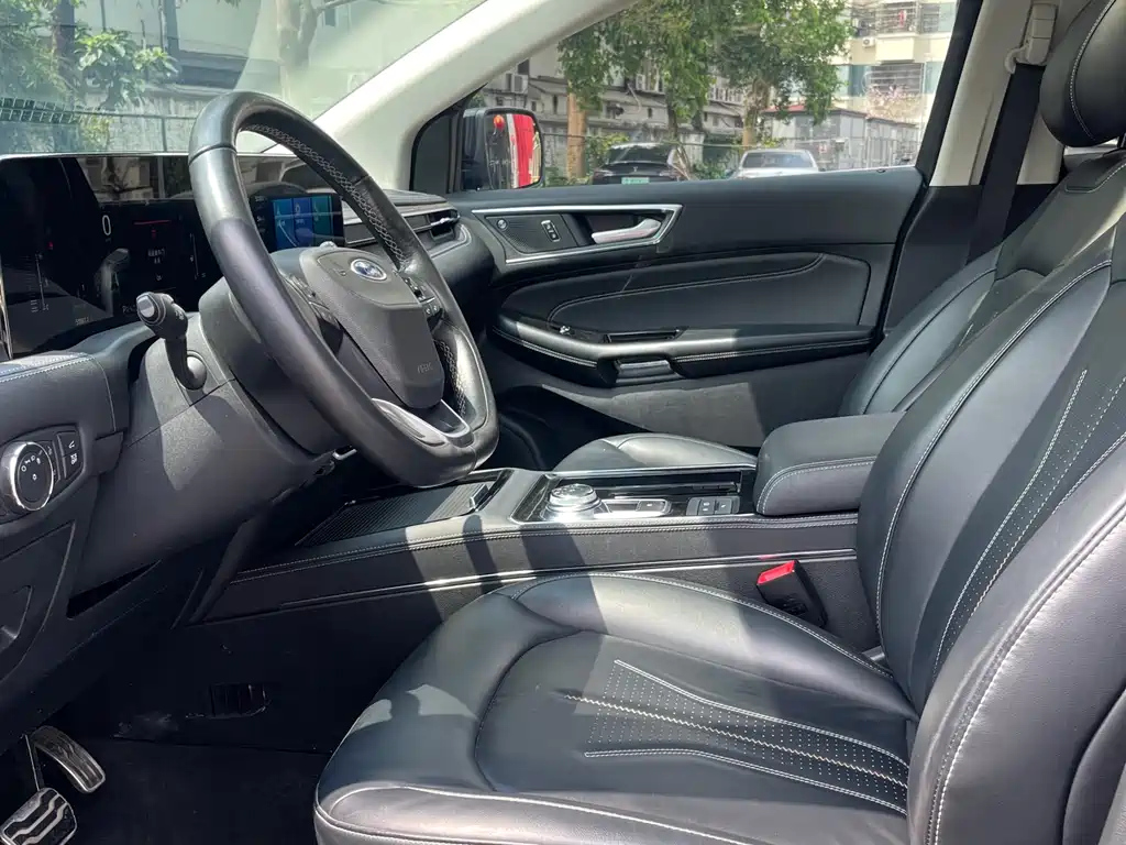 FORD EDGE 2021