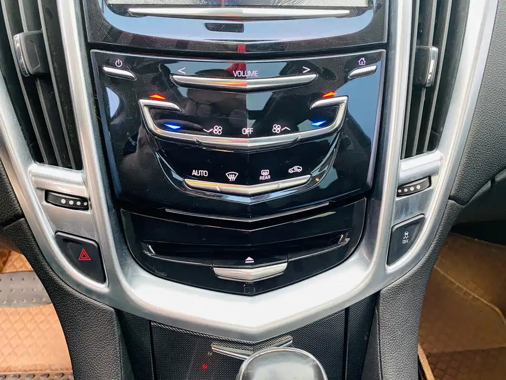 CADILLAC SRX 2015