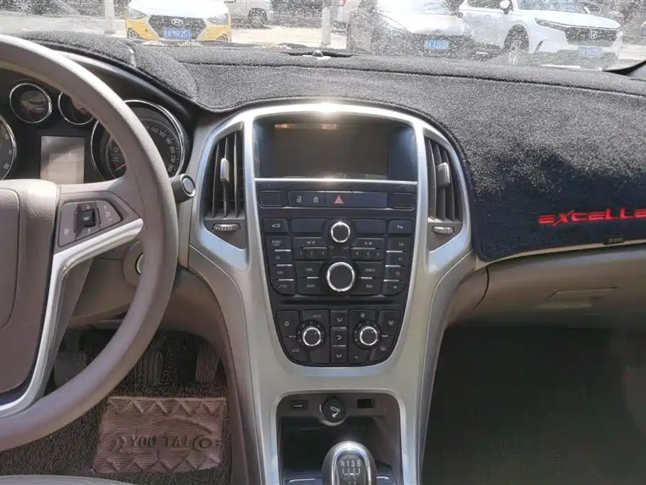 BUICK EXCELLE 2014