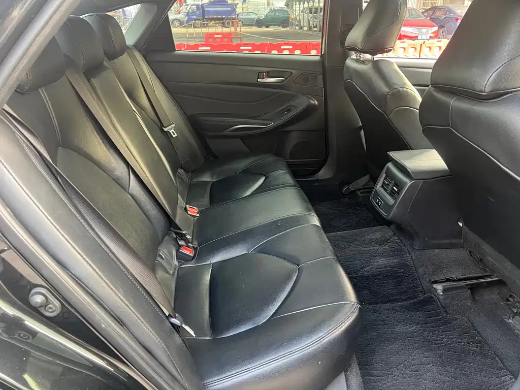 TOYOTA AVALON 2020