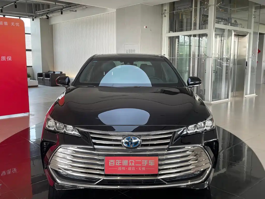 TOYOTA AVALON 2020