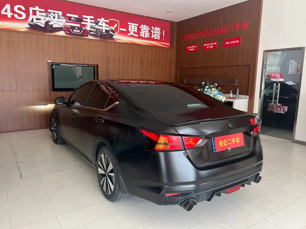 NISSAN TEANA 2020