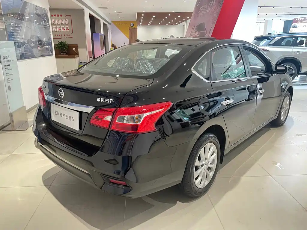 NISSAN SYLPHY 2024