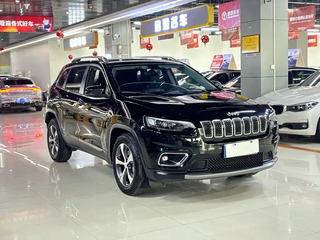 JEEP CHEROKEE 2021
